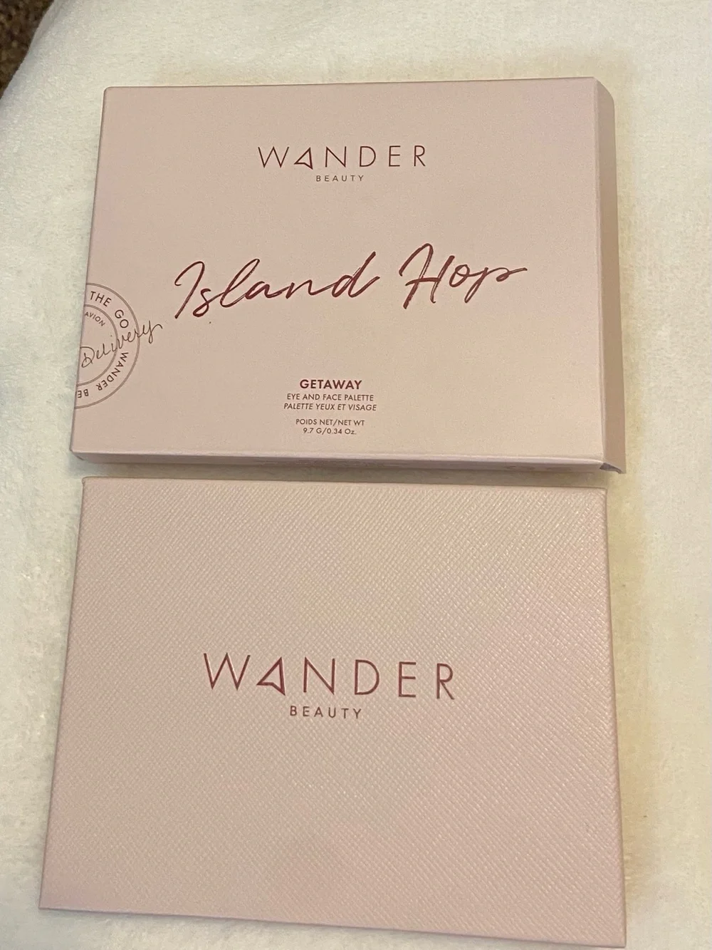 Wander Beauty compact palette